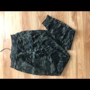 Alphalete Green Camo Joggers